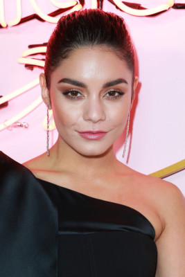 Vanessa Hudgens pic #1068190