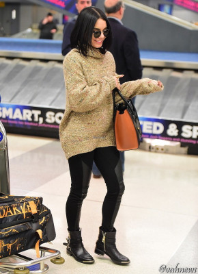 Vanessa Hudgens pic #866495