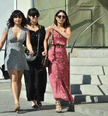 Vanessa Hudgens pic #916188