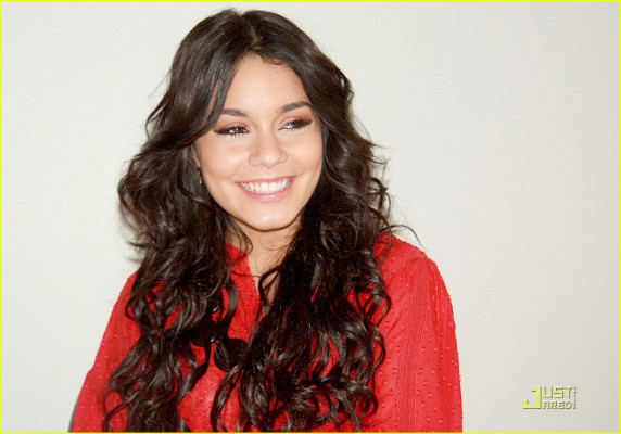 Vanessa Hudgens pic #162406
