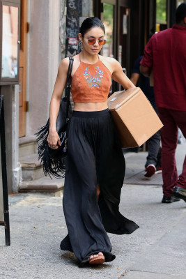 Vanessa Hudgens pic #777556