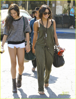 Vanessa Hudgens pic #452184