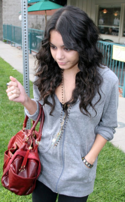 Vanessa Hudgens pic #153644