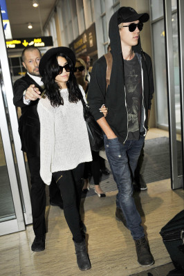Vanessa Hudgens pic #529764