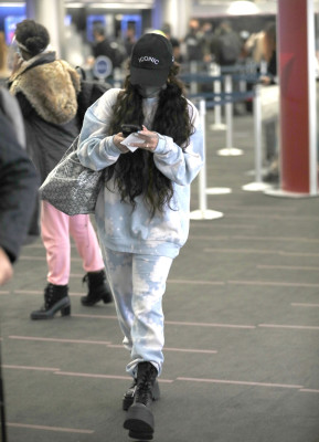 Vanessa Hudgens pic #1253169