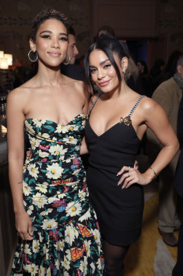 photo 13 in Vanessa Hudgens gallery [id1282100] 2021-11-23 00:00:00