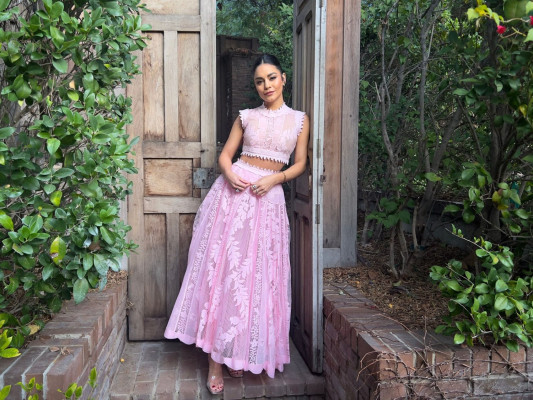 Vanessa Hudgens pic #1294023