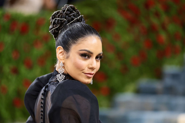 Vanessa Hudgens pic #1302369