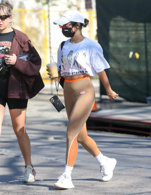 photo 13 in Vanessa Hudgens gallery [id1289036] 2021-12-19 00:00:00