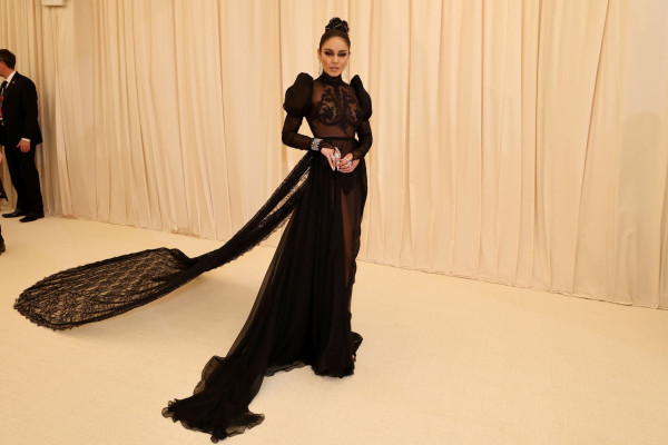 photo 3 in Vanessa Hudgens gallery [id1302368] 2022-05-30 00:00:00