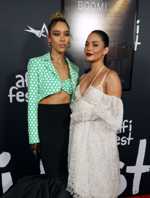 photo 4 in Vanessa Hudgens gallery [id1289075] 2021-12-19 00:00:00