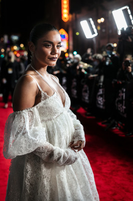 photo 5 in Vanessa Hudgens gallery [id1280685] 2021-11-17 00:00:00