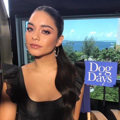 Vanessa Hudgens pic #1083178