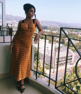 Vanessa Hudgens pic #1083165