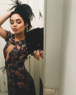 Vanessa Hudgens pic #986708