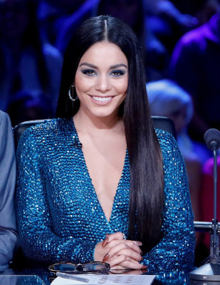 Vanessa Hudgens pic #960033