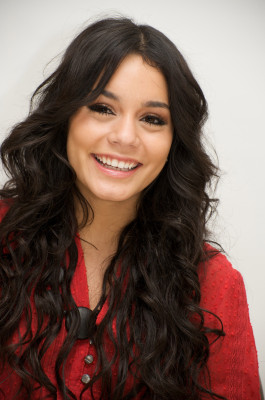 Vanessa Hudgens pic #277607