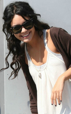 Vanessa Hudgens pic #136737