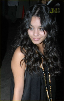 Vanessa Hudgens pic #147225