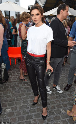 Victoria Beckham pic #945929