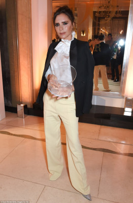 photo 20 in Victoria Beckham gallery [id976836] 2017-11-04 00:00:00