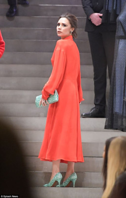 photo 16 in Victoria Beckham gallery [id990166] 2017-12-16 00:00:00