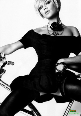Victoria Beckham pic #131425