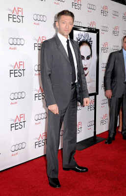 photo 3 in Vincent Cassel gallery [id305227] 2010-11-17 00:00:00