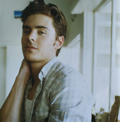 photo 12 in Zac Efron gallery [id188310] 2009-10-08 00:00:00