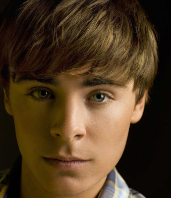 photo 9 in Zac Efron gallery [id214501] 2009-12-16 00:00:00