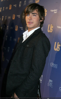 photo 14 in Zac Efron gallery [id134118] 2009-02-18 00:00:00