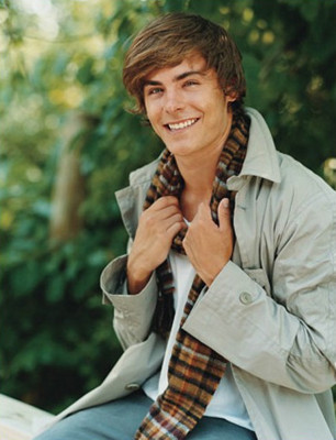 Zac Efron pic #136740