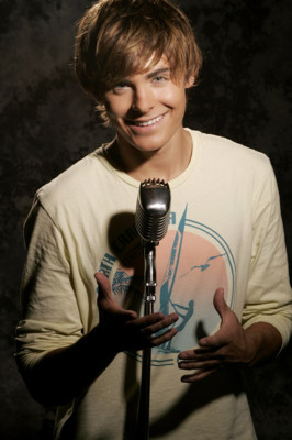 photo 22 in Zac Efron gallery [id136792] 2009-03-04 00:00:00