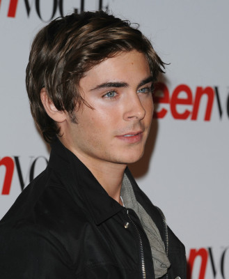 Zac Efron pic #202776