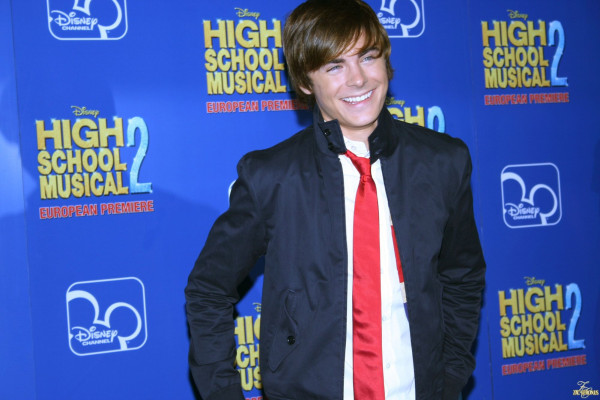 photo 17 in Zac Efron gallery [id134486] 2009-02-20 00:00:00