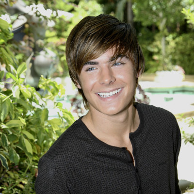photo 27 in Zac Efron gallery [id192992] 2009-11-03 00:00:00