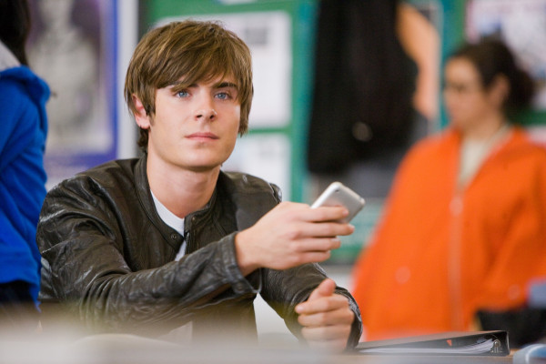 photo 27 in Zac Efron gallery [id545080] 2012-10-23 00:00:00