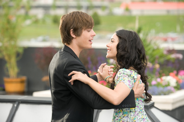 photo 22 in Zac Efron gallery [id548731] 2012-11-05 00:00:00