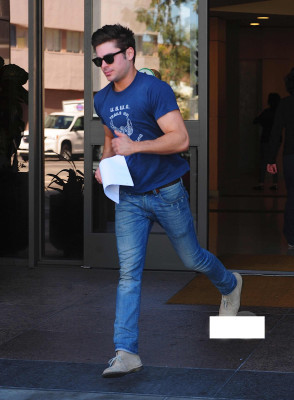 photo 8 in Zac Efron gallery [id680416] 2014-03-18 00:00:00
