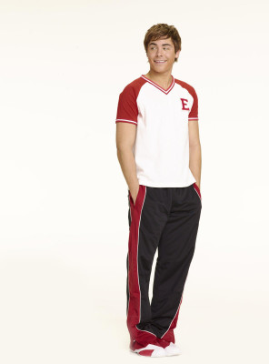 photo 21 in Zac Efron gallery [id233728] 2010-02-08 00:00:00