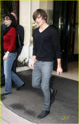 photo 12 in Zac Efron gallery [id143222] 2009-03-27 00:00:00