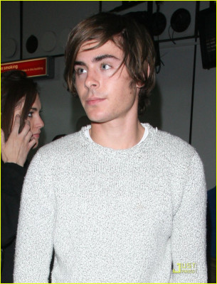photo 15 in Zac Efron gallery [id143219] 2009-03-27 00:00:00