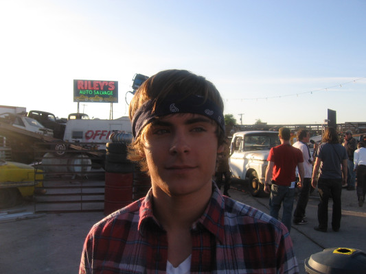photo 7 in Zac Efron gallery [id549861] 2012-11-10 00:00:00