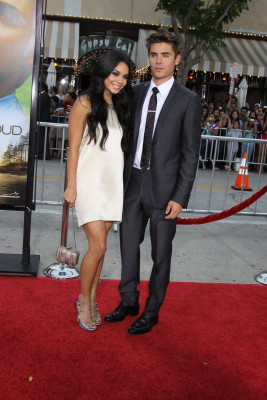 Zac Efron pic #285917