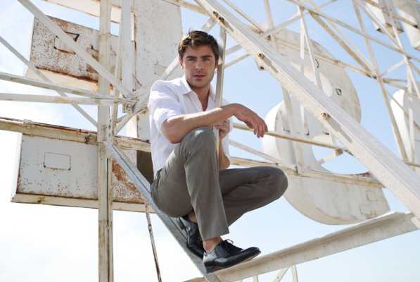 Zac Efron pic #488759