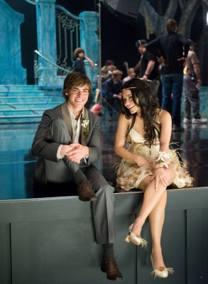 photo 13 in Zac Efron gallery [id548740] 2012-11-05 00:00:00