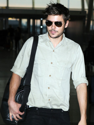 Zac Efron pic #285927