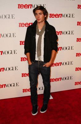 photo 20 in Zac Efron gallery [id109506] 2008-09-22 00:00:00