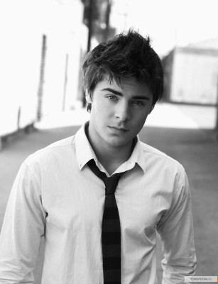 photo 13 in Zac Efron gallery [id137159] 2009-03-06 00:00:00