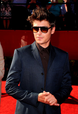 Zac Efron pic #271740